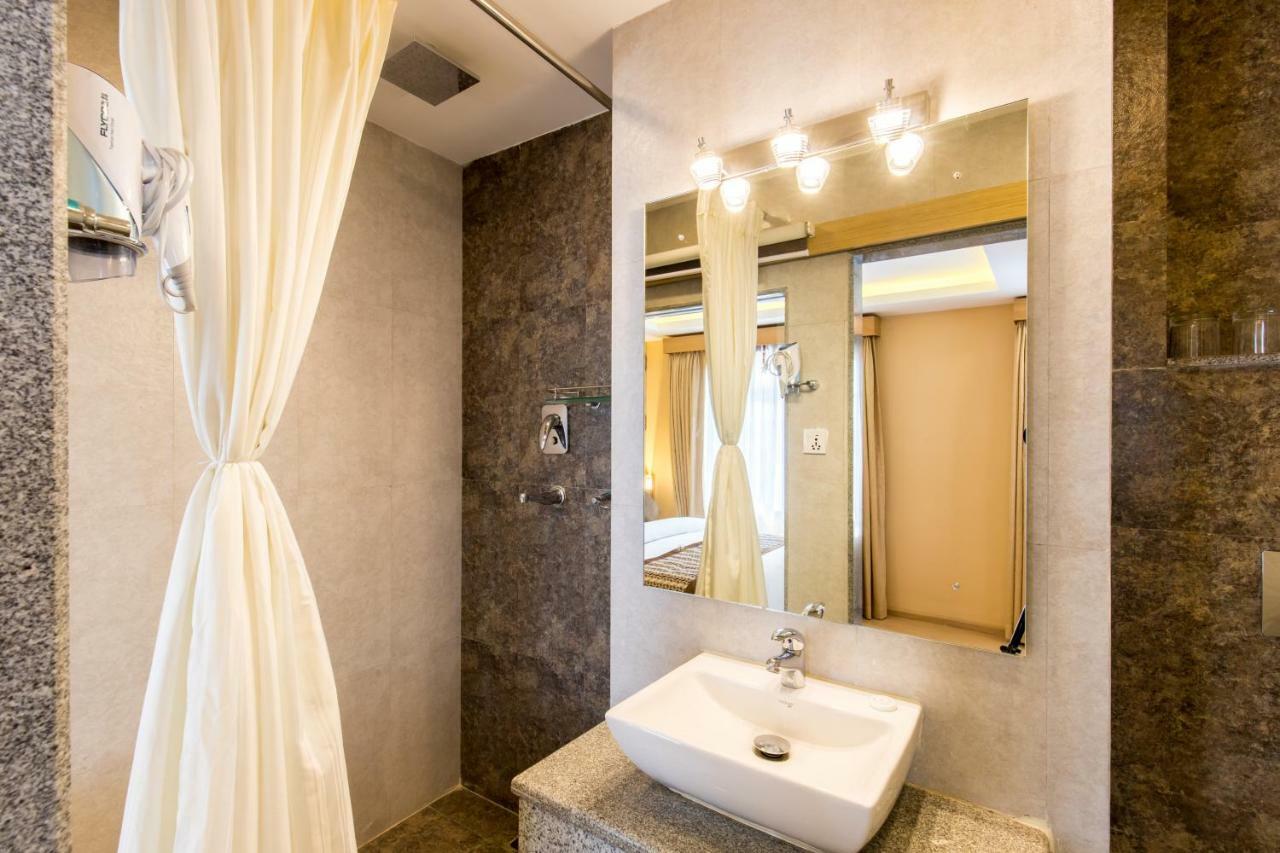 Bouddha Boutique Hotel Pvt Ltd กาฐมาณฑุ ภายนอก รูปภาพ
