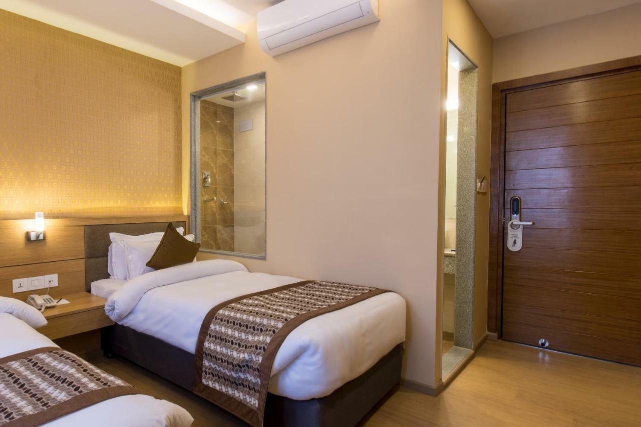 Bouddha Boutique Hotel Pvt Ltd กาฐมาณฑุ ภายนอก รูปภาพ