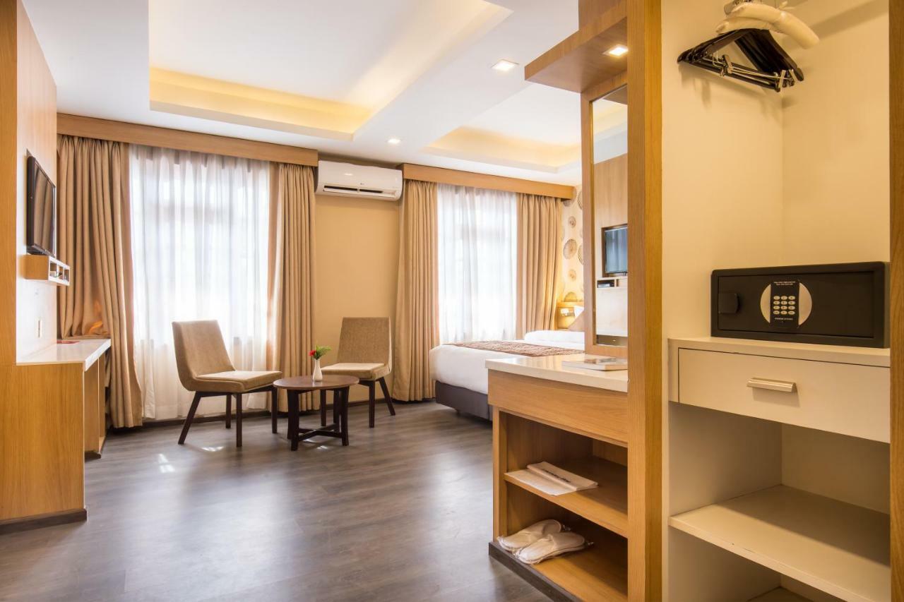 Bouddha Boutique Hotel Pvt Ltd กาฐมาณฑุ ภายนอก รูปภาพ